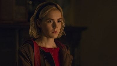 O Mundo Sombrio de Sabrina: Elenco comenta diferenças entre série da Netflix e produção dos anos 90 (Visita a set)