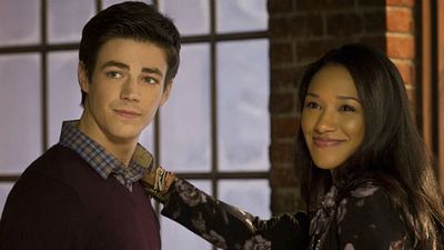 Imagem da notícia The Flash: Grant Gustin e Candice Patton falam sobre receber uma filha do futuro na quinta temporada (Entrevista)