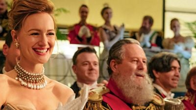 Imagem da notícia The Romanoffs: Tragédias, profecias e privilégios familiares pautam nova série do criador de Mad Men (Primeiras Impressões)