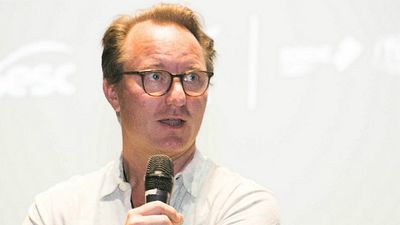Imagem da notícia Mostra SP 2018: "Aqueles homens tomaram os mesmos riscos e lutaram a mesma luta", diz diretor de O Estado Contra Mandela e os Outros (Entrevista exclusiva)