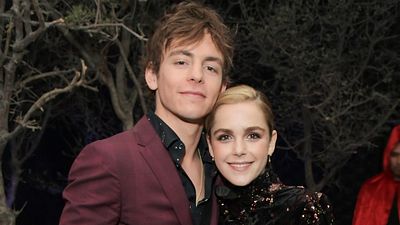 Imagem da notícia O Mundo Sombrio de Sabrina: Conheça o ator Ross Lynch, namorado mortal da bruxa teen
