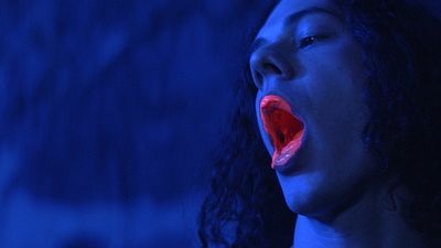 Imagem da notícia Festival do Rio 2018: Tinta Bruta busca o símbolo da resistência em uma onda de conservadorismo