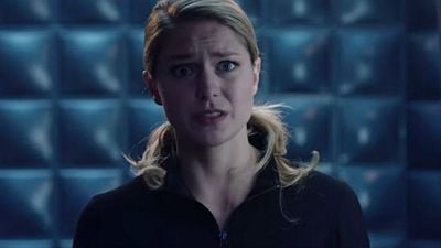 Imagem da notícia Elseworlds: Supergirl surge presa em novo teaser do crossover de Arrow, The Flash e Supergirl
