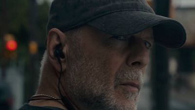 Imagem da notícia Vidro: Novo e empolgante trailer mostra que acreditar pode ser algo perigoso