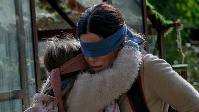 Imagem da notícia Caixa de Pássaros: Suspense com Sandra Bullock na Netflix ganha novo trailer 