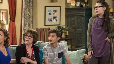Imagem da notícia One Day at a Time: Definida a data de estreia da terceira temporada
