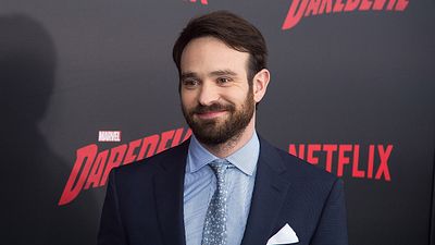 Imagem da notícia Charlie Cox revela que assinou petição pela volta de Demolidor