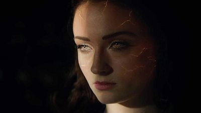 Imagem da notícia X-Men - Fênix Negra: Sophie Turner faz tatuagem em homenagem ao filme