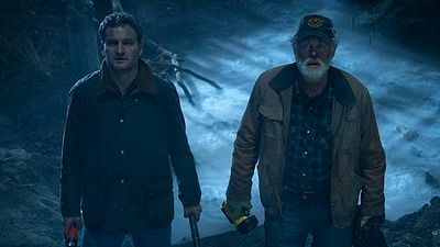 Imagem da notícia Cemitério Maldito: Para Jason Clarke e John Lithgow, nova adaptação de Stephen King é uma "viagem ao inferno" (Exclusivo)