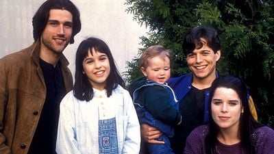 Imagem da notícia Party of Five: Reboot latino ganha temporada completa no Freeform