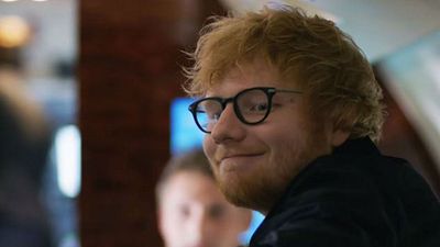 Imagem da notícia Lily James e Ed Sheeran são destaques no trailer da comédia musical de Danny Boyle e Richard Curtis