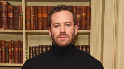 Imagem da notícia Armie Hammer nega rumores de que poderia interpretar o Batman