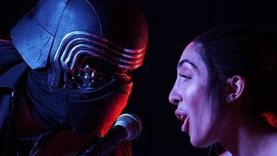Imagem da notícia Kylo Ren e Rey cantam "Shallow" em paródia de Nasce uma Estrela