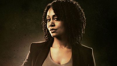 Imagem da notícia Altered Carbon escala atriz de Luke Cage para a 2ª temporada