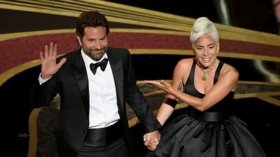 Imagem da notícia Lady Gaga ironiza especulações sobre romance com Bradley Cooper