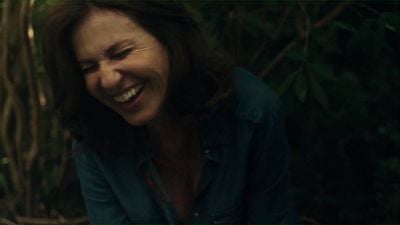 Imagem da notícia Família Submersa: Uma irmã aprende a lidar com o luto em trailer (Exclusivo)