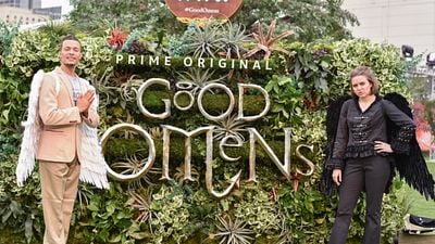 Imagem da notícia SXSW 2019: Veja como são as instalações de Game of Thrones, Good Omens e The Highwaymen no evento (Exclusivo)