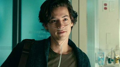 Imagem da notícia A Cinco Passos de Você: Cole Sprouse emagreceu mais de 10 quilos para protagonizar o filme