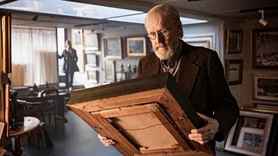 Imagem da notícia O Último Lance: Negociante de arte falido arrisca tudo em trailer legendado (Exclusivo)
