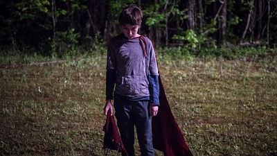 Imagem da notícia Brightburn: James Gunn divulga trailer estendido do terror
