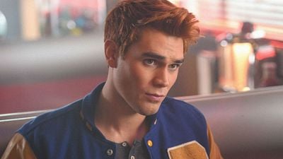 Imagem da notícia Astro de Riverdale, K.J. Apa será cantor de rock cristão em biografia