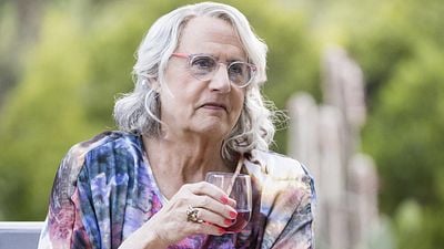 Imagem da notícia Transparent: Episódio final terá morte da personagem de Jeffrey Tambor