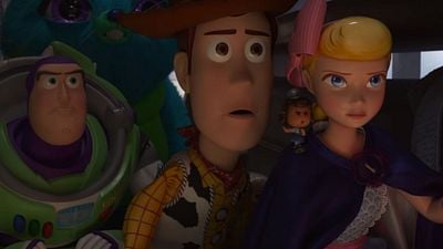Imagem da notícia Toy Story 4: Brinquedos exploram parque de diversões em novo comercial 