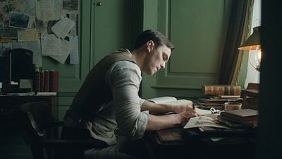 Imagem da notícia Família de J.R.R. Tolkien não aprova cinebiografia do criador de O Senhor dos Anéis