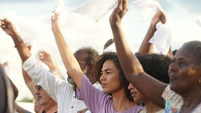 Imagem da notícia Festival de Cannes 2019: O que a crítica está dizendo sobre Bacurau, novo filme de Kleber Mendonça Filho