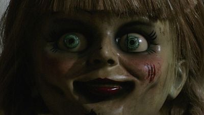 Imagem da notícia Annabelle 3 - De Volta para Casa: Novo cartaz celebra a franquia Invocação do Mal