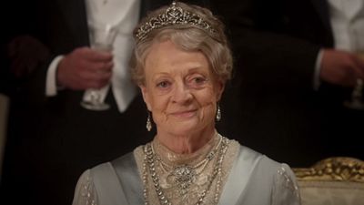 Imagem da notícia Downton Abbey - O Filme: Família Crawley se prepara para receber a realeza britânica em primeiro trailer 
