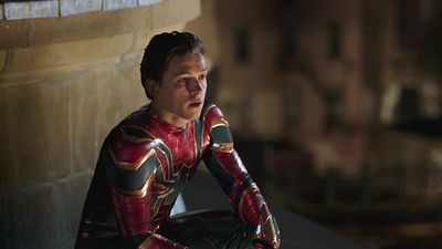 Imagem da notícia Homem-Aranha - Longe de Casa: Peter Parker duvida do seu potencial como herói em novo comercial