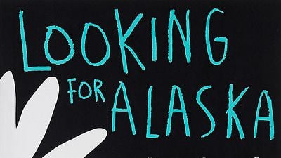 Imagem da notícia Looking for Alaska: Adaptação do livro de John Green ganha data de estreia