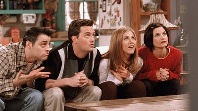 Imagem da notícia Jennifer Aniston diz que todo o elenco de Friends toparia uma reunião