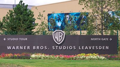 Incêndio atinge os estúdios da Warner Bros. nos arredores de Londres 