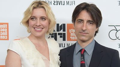 Imagem da notícia Barbie: Filme com Margot Robbie será escrito por Greta Gerwig e Noah Baumbach