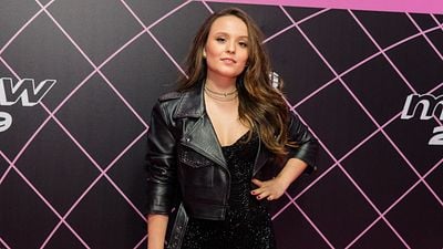 Imagem da notícia Modo Avião: Larissa Manoela vai viver “influenciadora” em processo de detox digital em filme para a Netflix