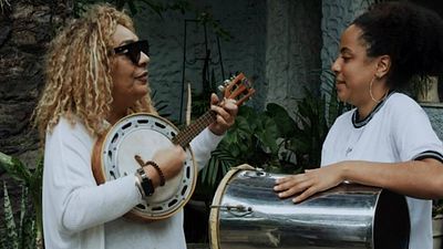 Imagem da notícia Cine PE 2019: Curta-metragem sobre a presença de mulheres em rodas de samba abre a programação da mostra competitiva