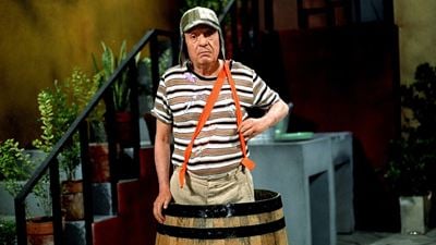 Vizinhança cresce em novas fotos do musical brasileiro de Chaves