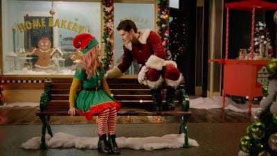 Imagem da notícia A Nova Cinderela ganha versão natalina com atores de O Date Perfeito, Runaways e One Day at a Time