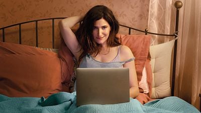 Imagem da notícia Mrs. Fletcher: Mãe e filho vivem novas experiências no trailer da série da HBO