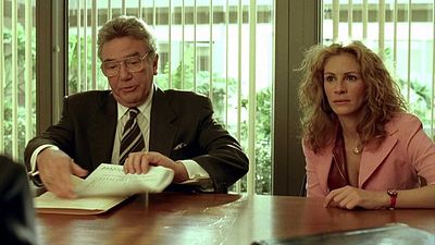 Showrunner de Grey's Anatomy vai fazer série de Erin Brockovich