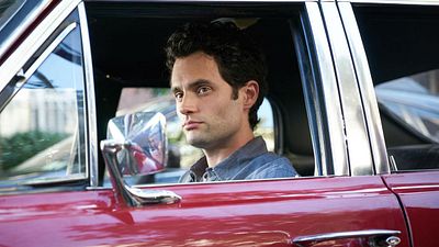 Imagem da notícia Você: 2ª temporada ganha data de estreia e cartaz