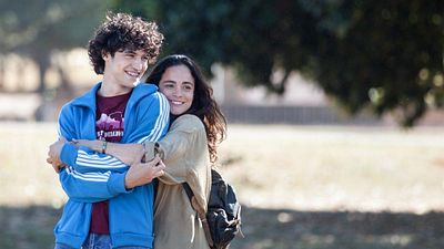 Imagem da notícia Eduardo e Mônica ganha cartaz e nova data de estreia