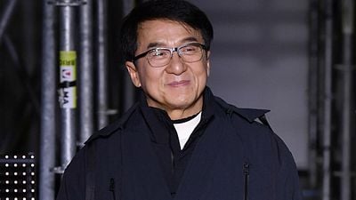 Imagem da notícia Jackie Chan está oferecendo recompensa para quem descobrir cura para o coronavírus