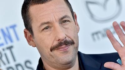 Imagem da notícia Adam Sandler adia sua turnê devido ao coronavírus