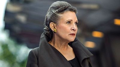 Imagem da notícia Star Wars: Rian Johnson divulga foto inédita de Carrie Fisher em Os Últimos Jedi