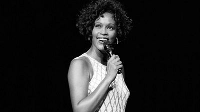 Imagem da notícia Whitney Houston vai ganhar cinebiografia com roteirista de Bohemian Rhapsody