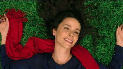 Imagem da notícia Depois a Louca Sou Eu: Personagem de Débora Falabella tenta falar com a mãe em vídeo (Exclusivo)