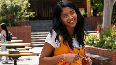 Imagem da notícia Eu Nunca...: 5 curiosidades sobre Maitreyi Ramakrishnan, a estrela da série da Netflix
